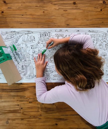 Láminas murales para pintar Mil Mundos