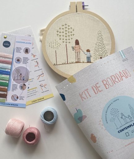 Kit de bordado. Colección retratos