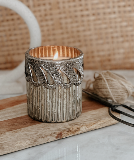 DAYA CANDLE
